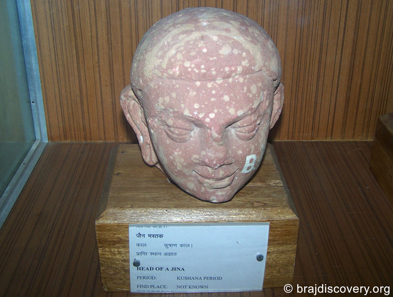 चित्र:Head-of-Jina-Tirthankara-Jain-Museum-Mathura-35.jpg